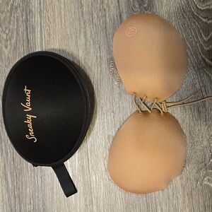 Sneaky Vaunt Strapless Stick On Bra Sz D